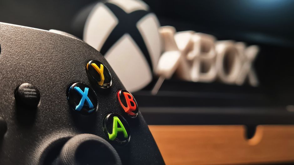 xbox controller dark, empty game studio office, microsoft logo building