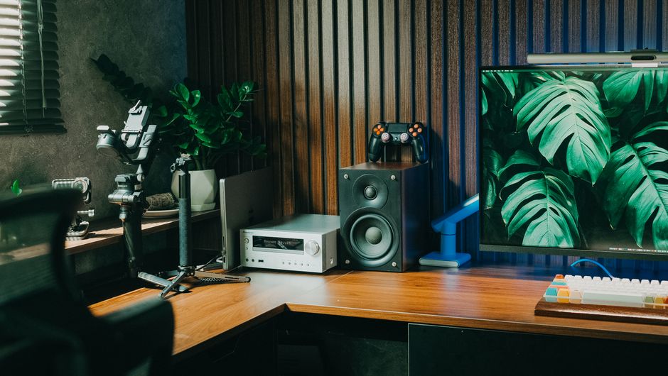 empty game studio office, destiny 2 logo, video game developer workspace