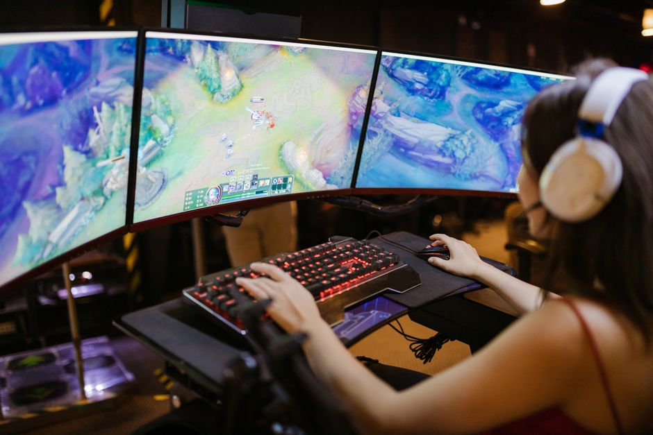 league of legends pc gaming, windows security shield, kernel anti-cheat