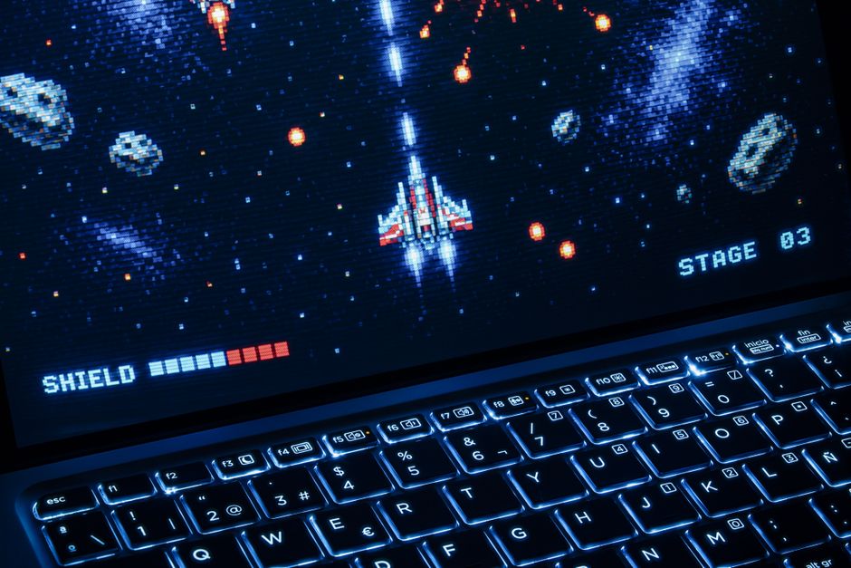spaceship cockpit, sci-fi shooter game, space crew