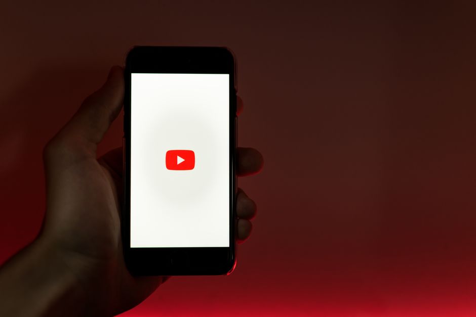smartphone vertical video, youtube app interface, scrolling feed
