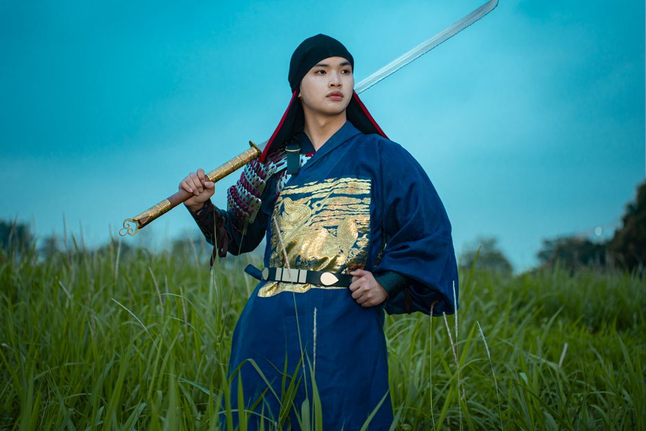 katana blade close-up, samurai armor, japanese sword duel